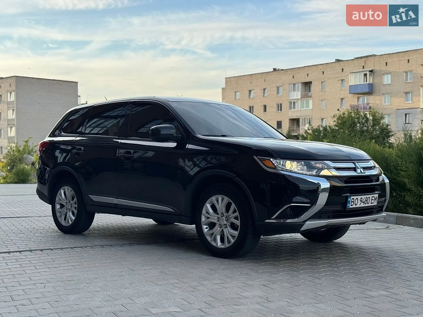 Mitsubishi Outlander, 2016