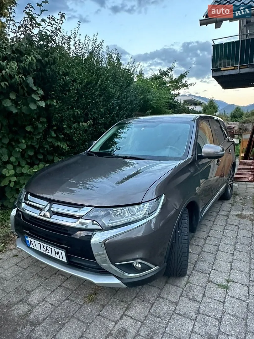 Mitsubishi Outlander, 2016