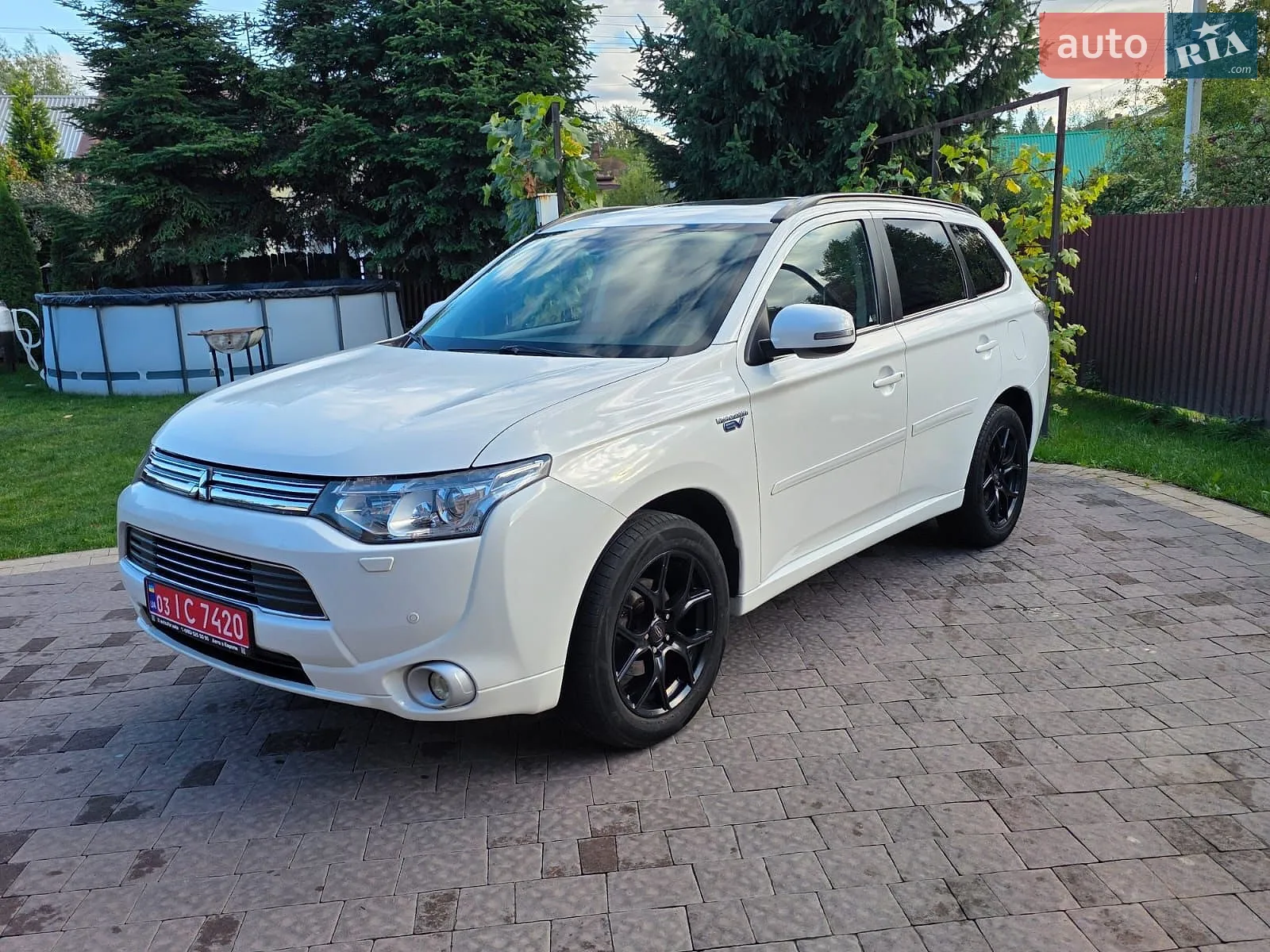 Mitsubishi Outlander, 2013