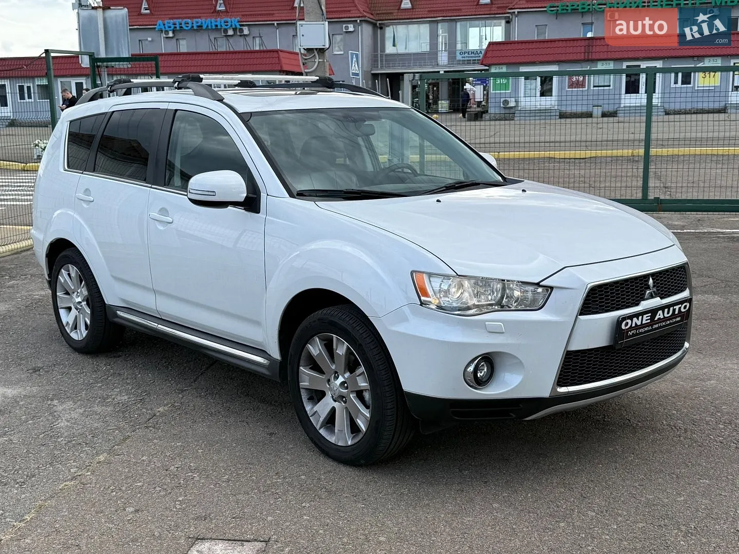 Mitsubishi Outlander, 2011