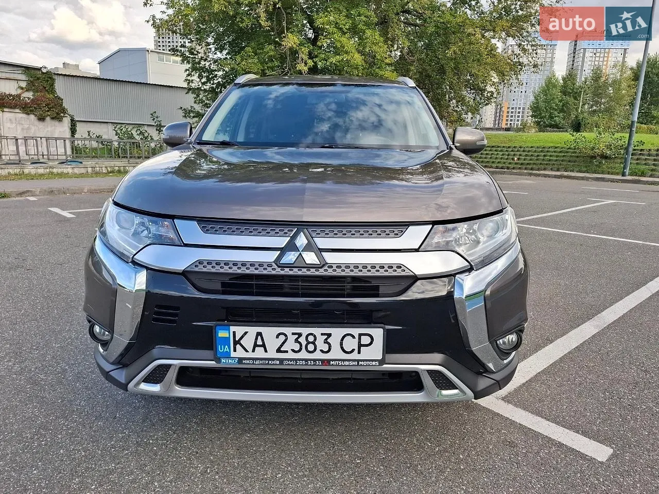Mitsubishi Outlander, 2020