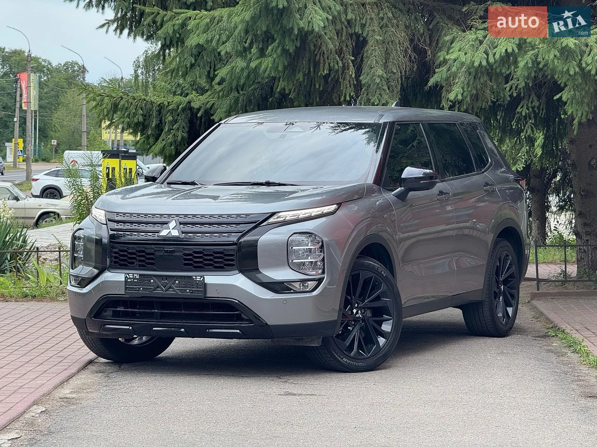 Mitsubishi Outlander, 2022
