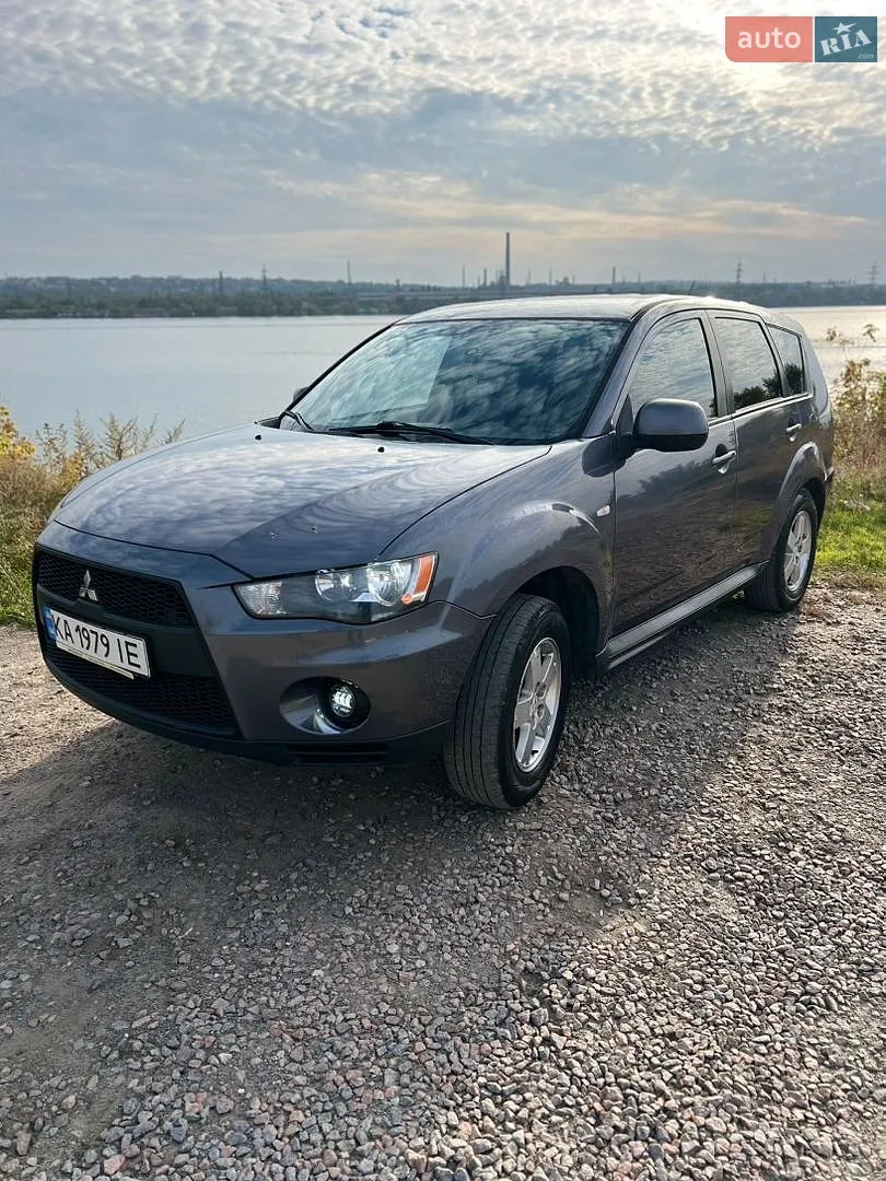 Mitsubishi Outlander, 2010