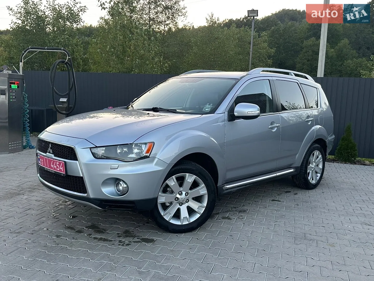 Mitsubishi Outlander, 2011