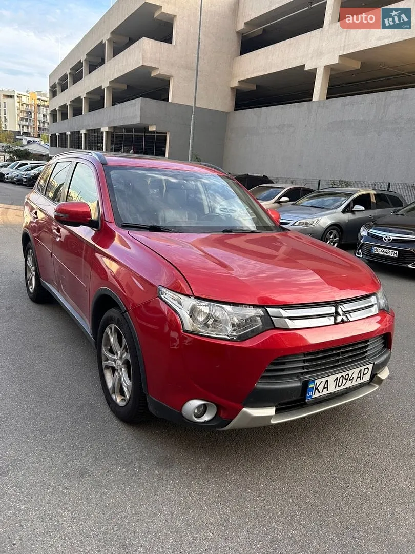 Mitsubishi Outlander, 2014