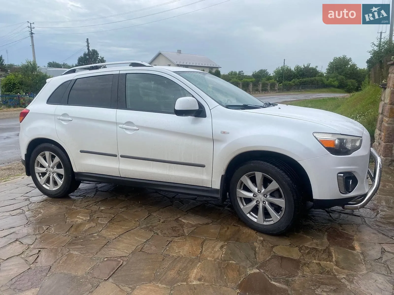 Mitsubishi Outlander, 2012