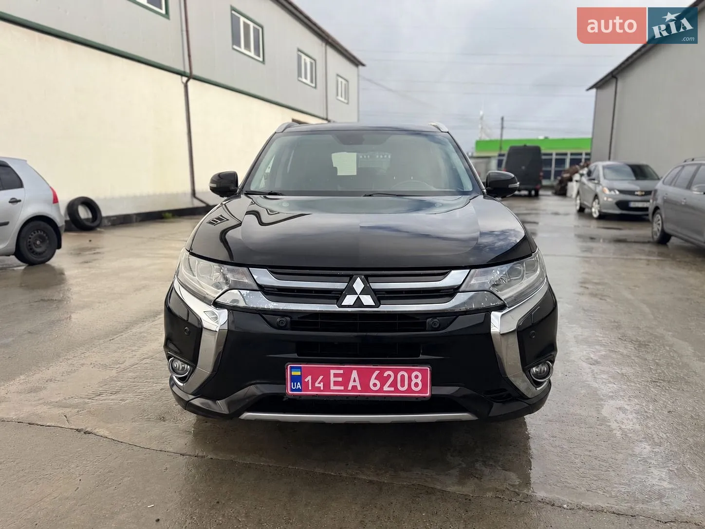 Mitsubishi Outlander, 2016