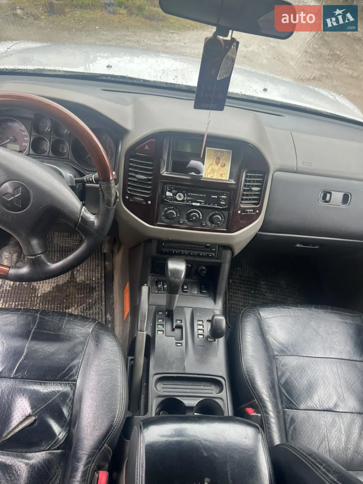 Mitsubishi Pajero, 2001