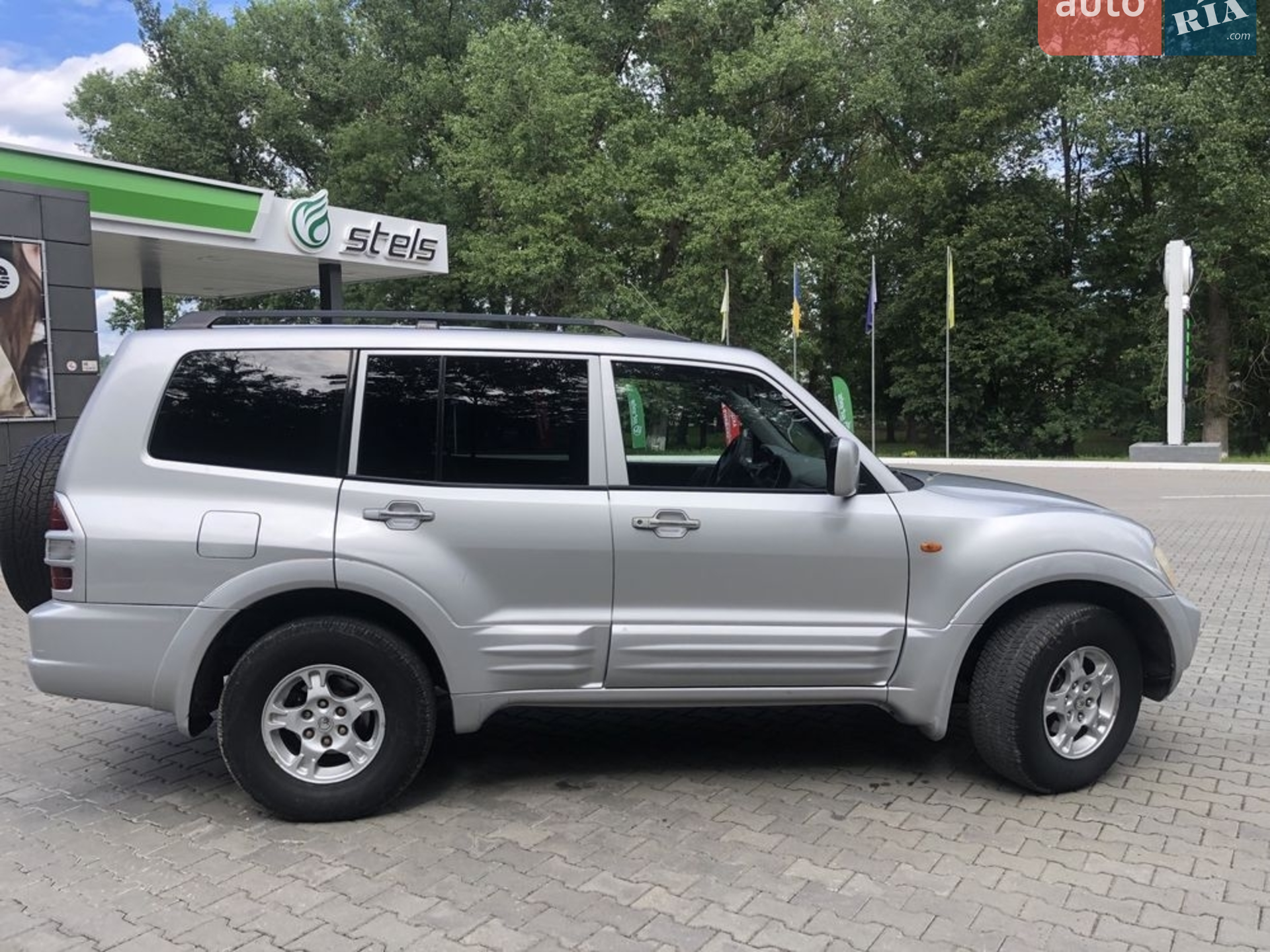 Mitsubishi Pajero, 2001