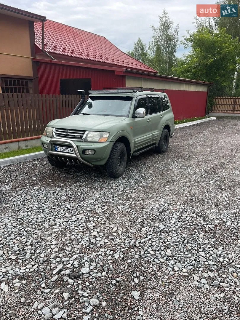 Mitsubishi Pajero, 2001