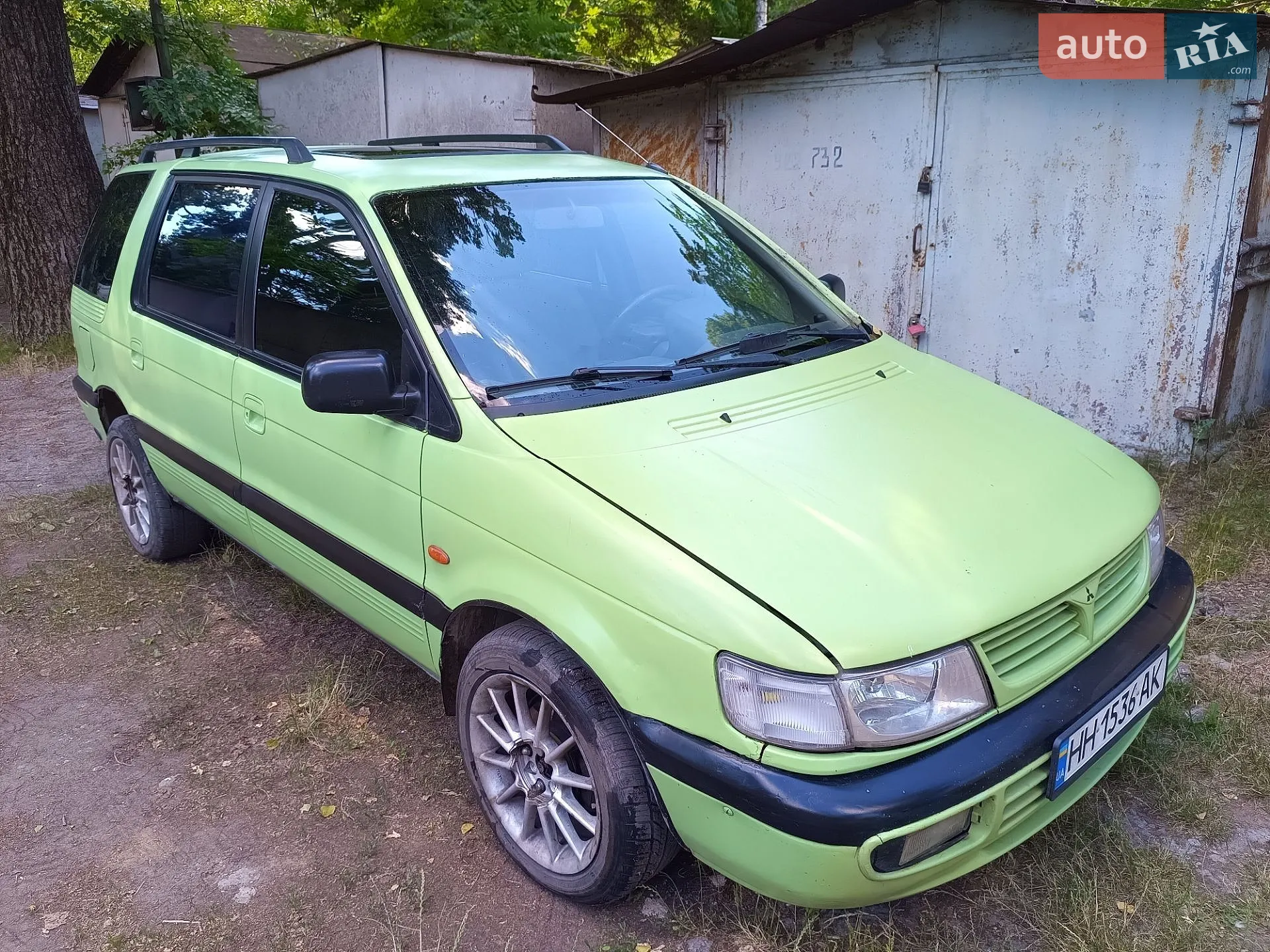 Mitsubishi Space Wagon, 1997