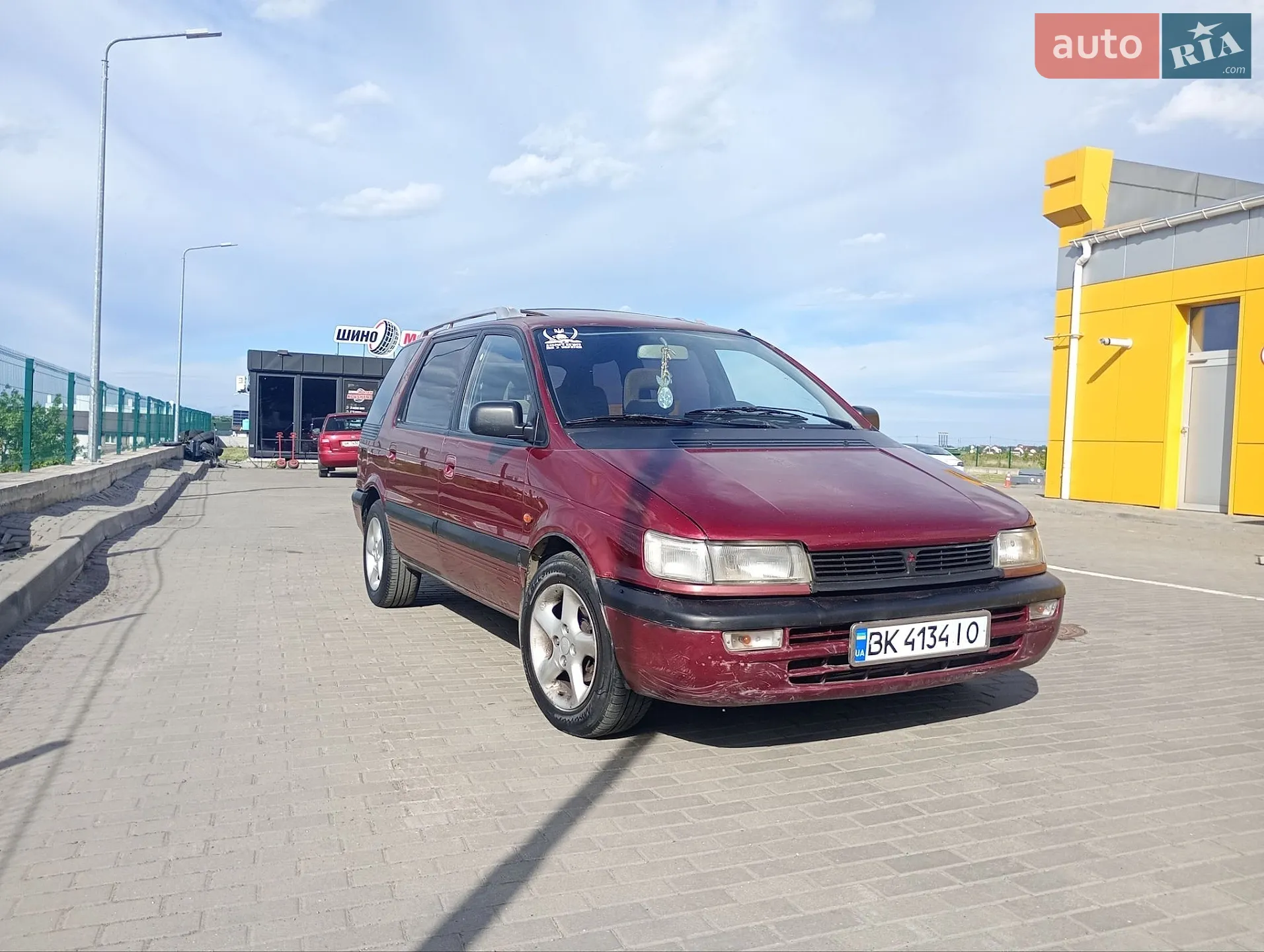 Mitsubishi Space Wagon, 1993