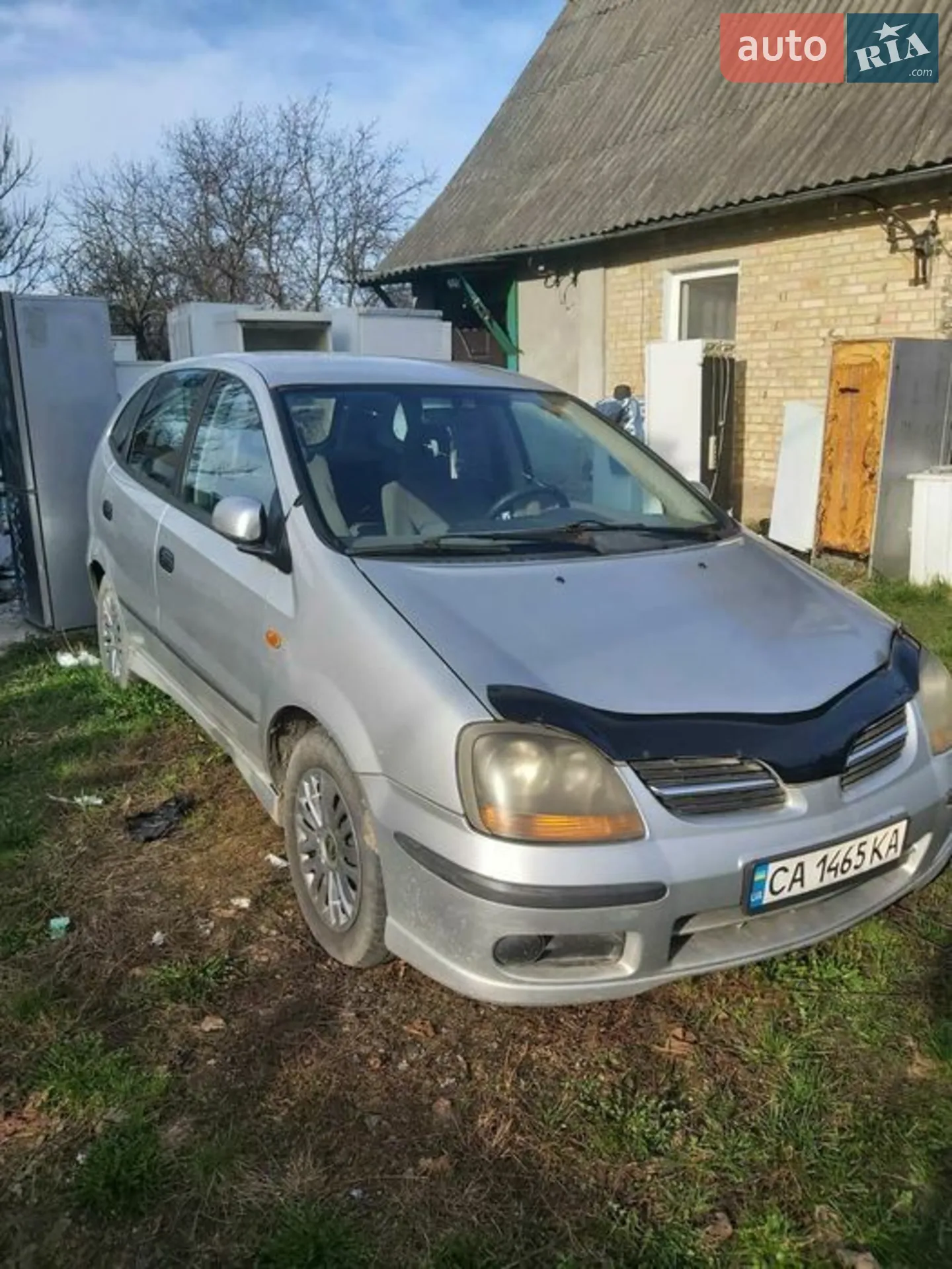 Nissan Almera Tino, 2001