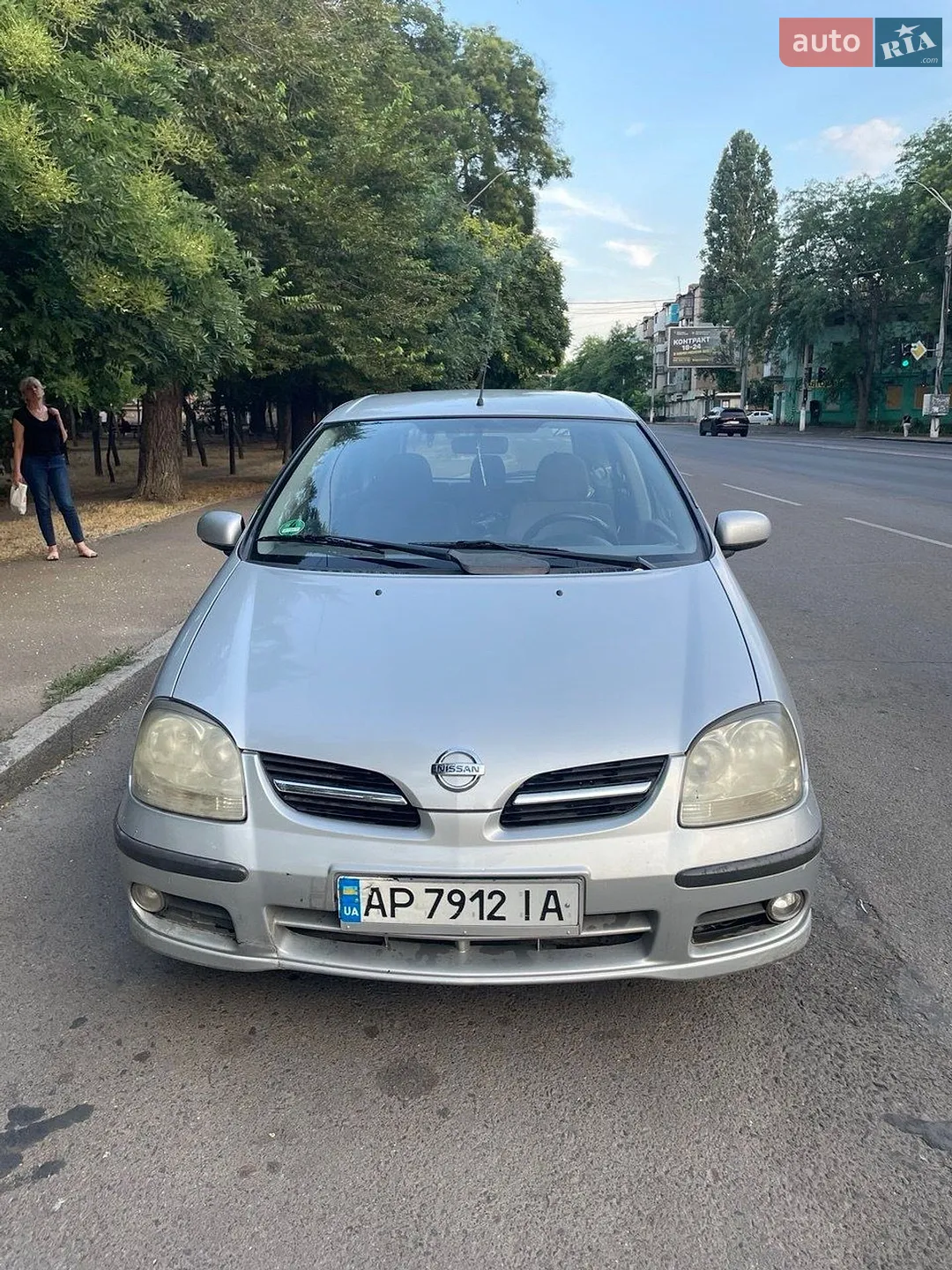 Nissan Almera Tino, 2005