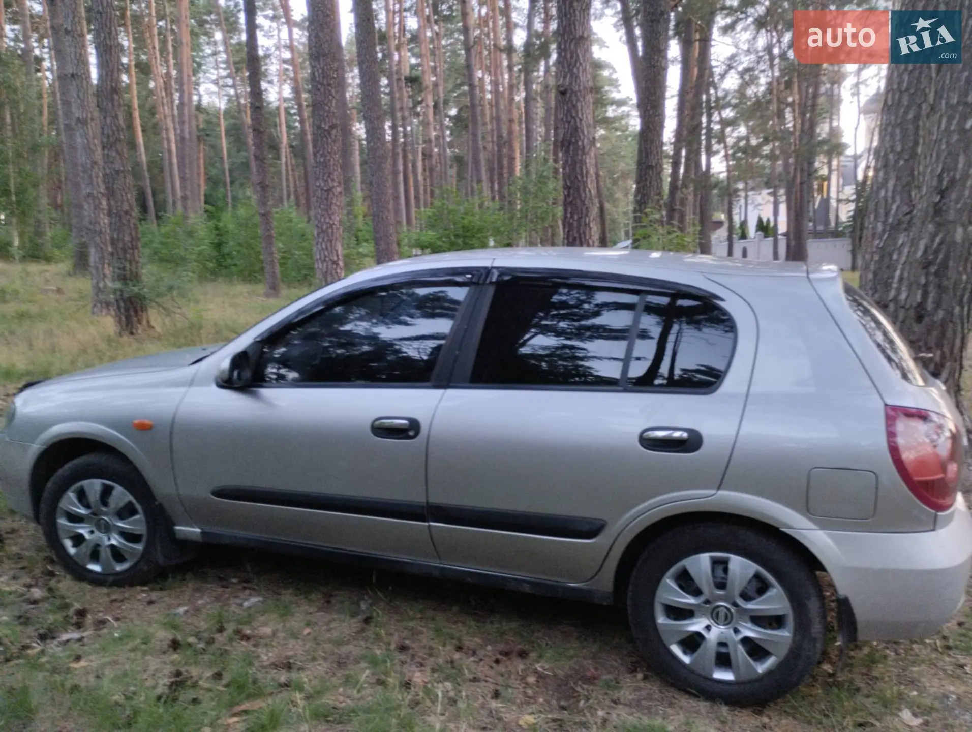 Nissan Almera, 2002