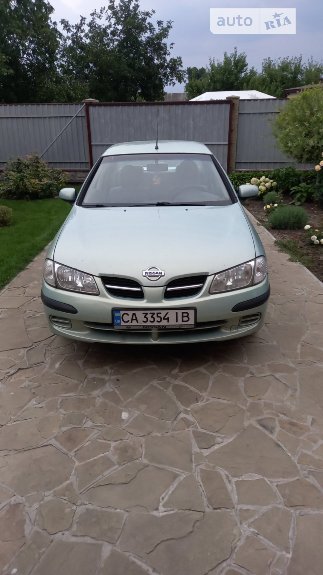 Nissan Almera, 2002