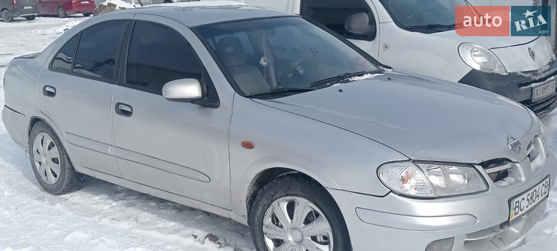 Nissan Almera, 2001