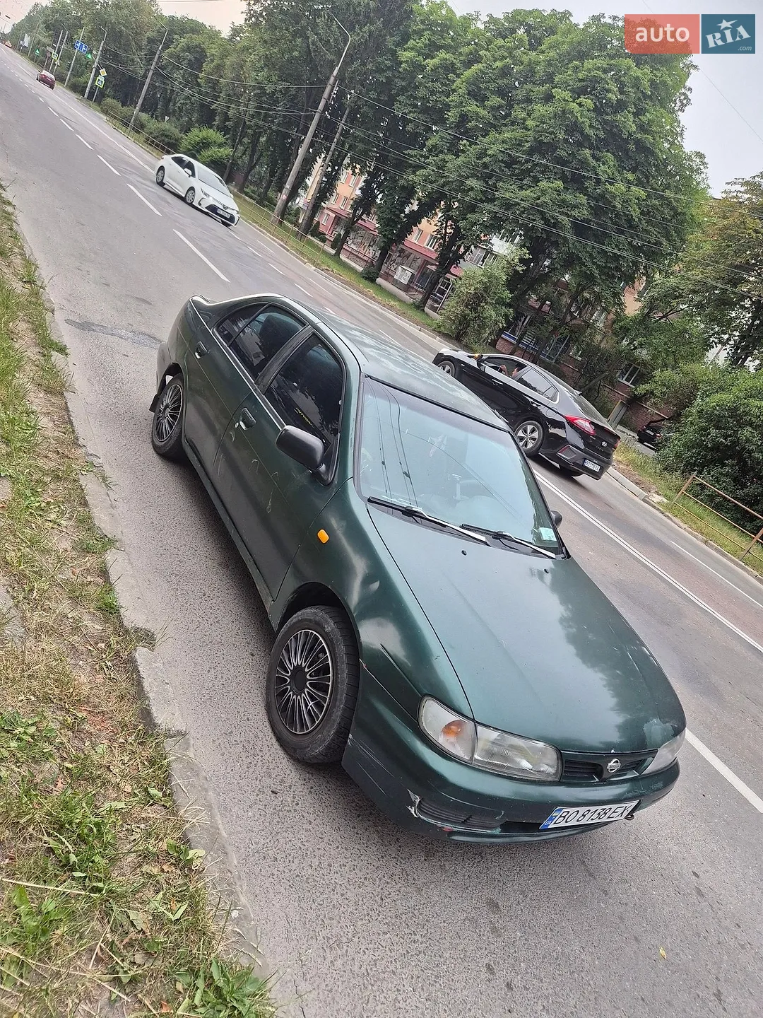 Nissan Almera, 1996