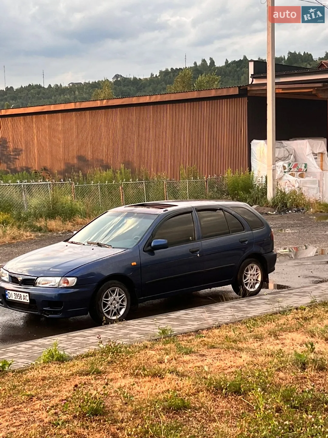 Nissan Almera, 1997