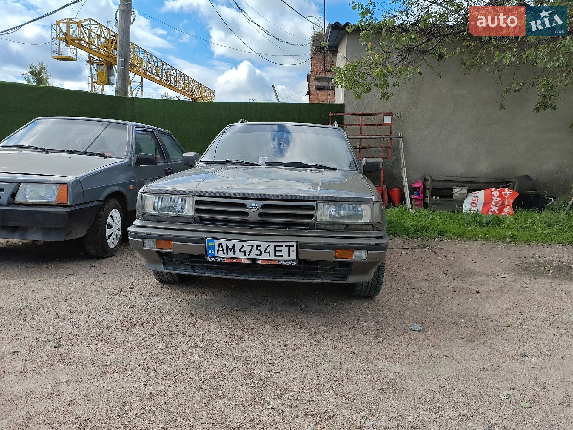 Nissan Bluebird, 1989