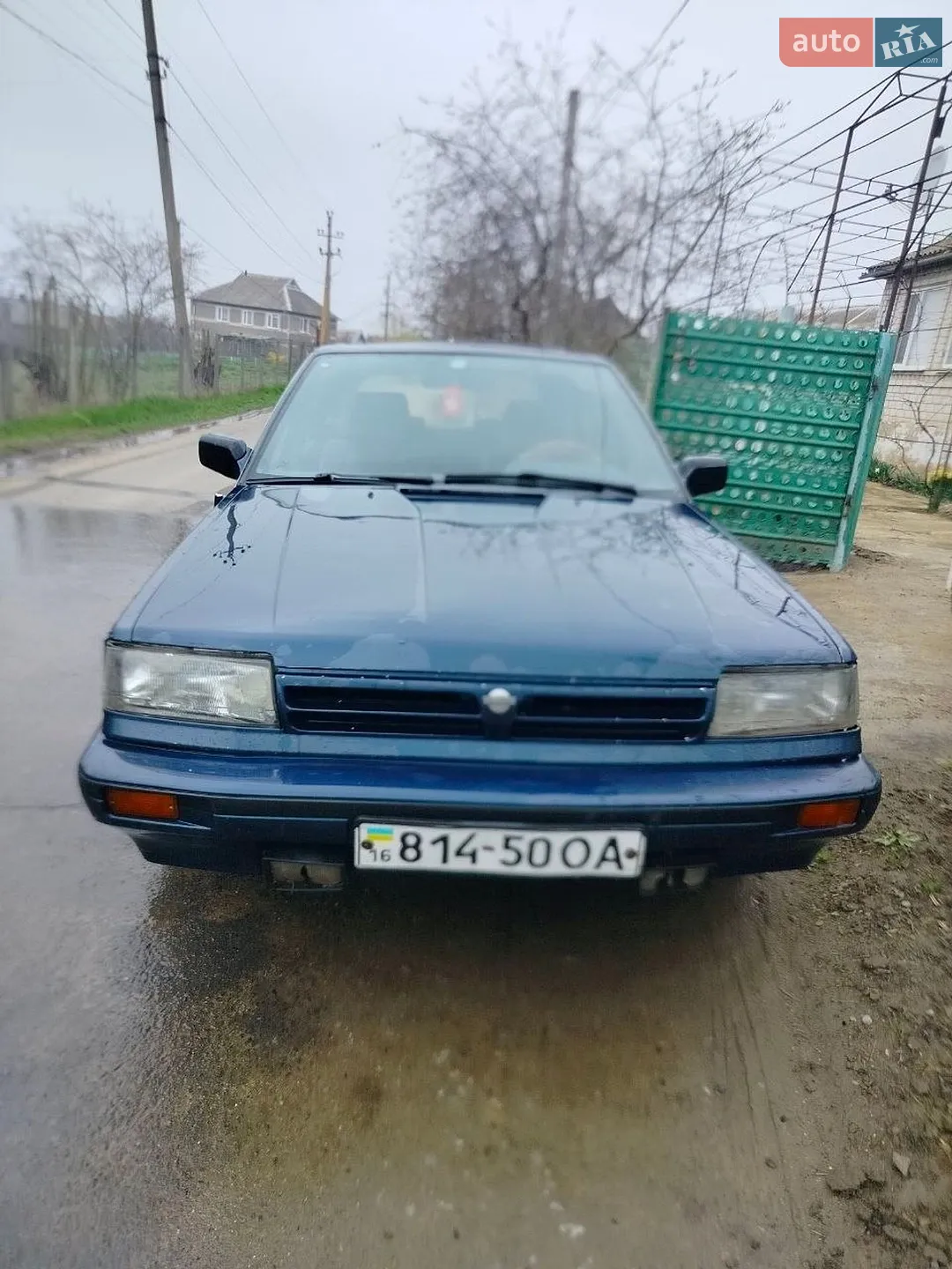 Nissan Bluebird, 1989