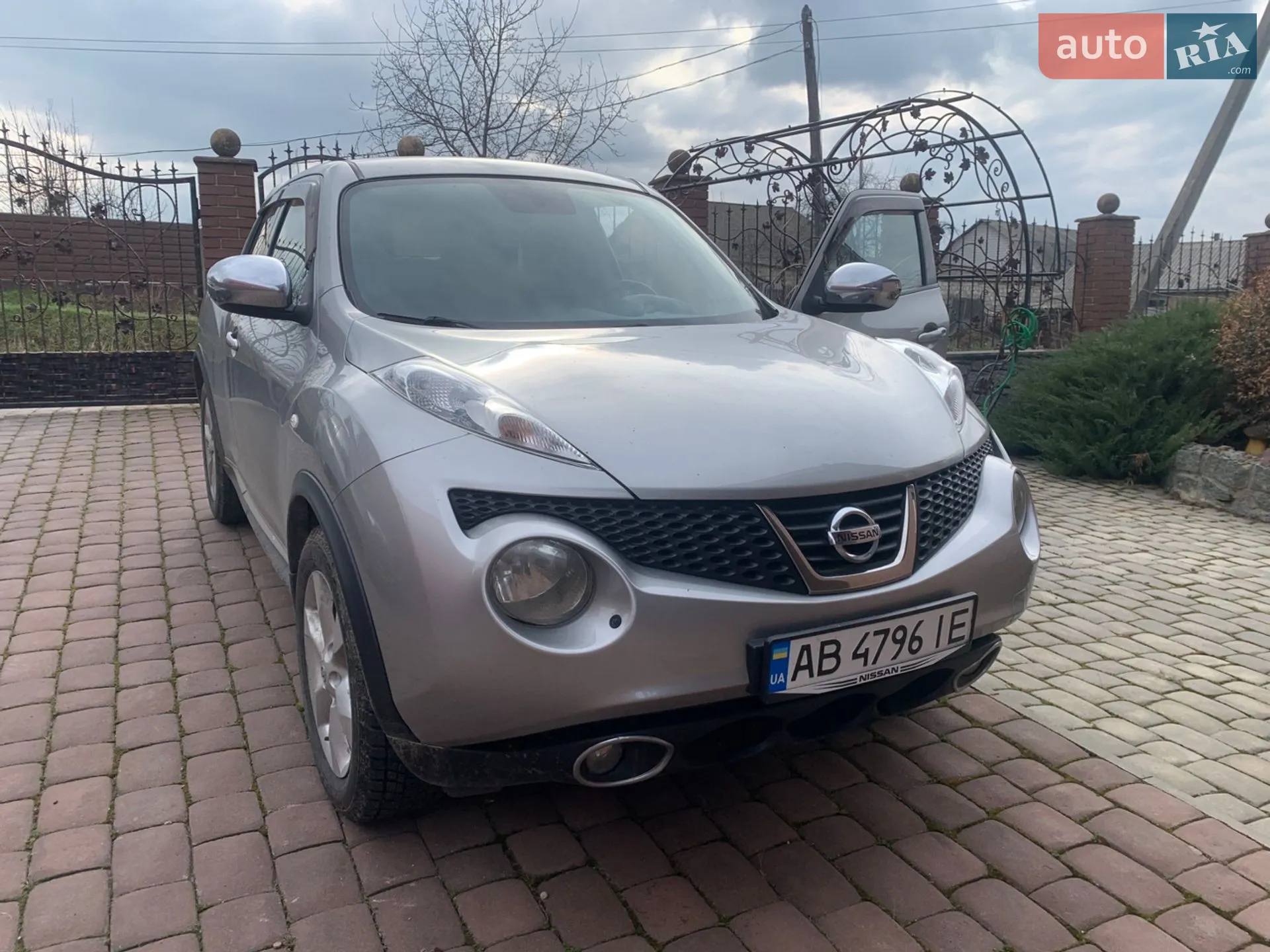 Nissan Juke, 2011