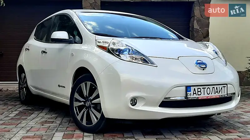 Nissan Leaf, 2014