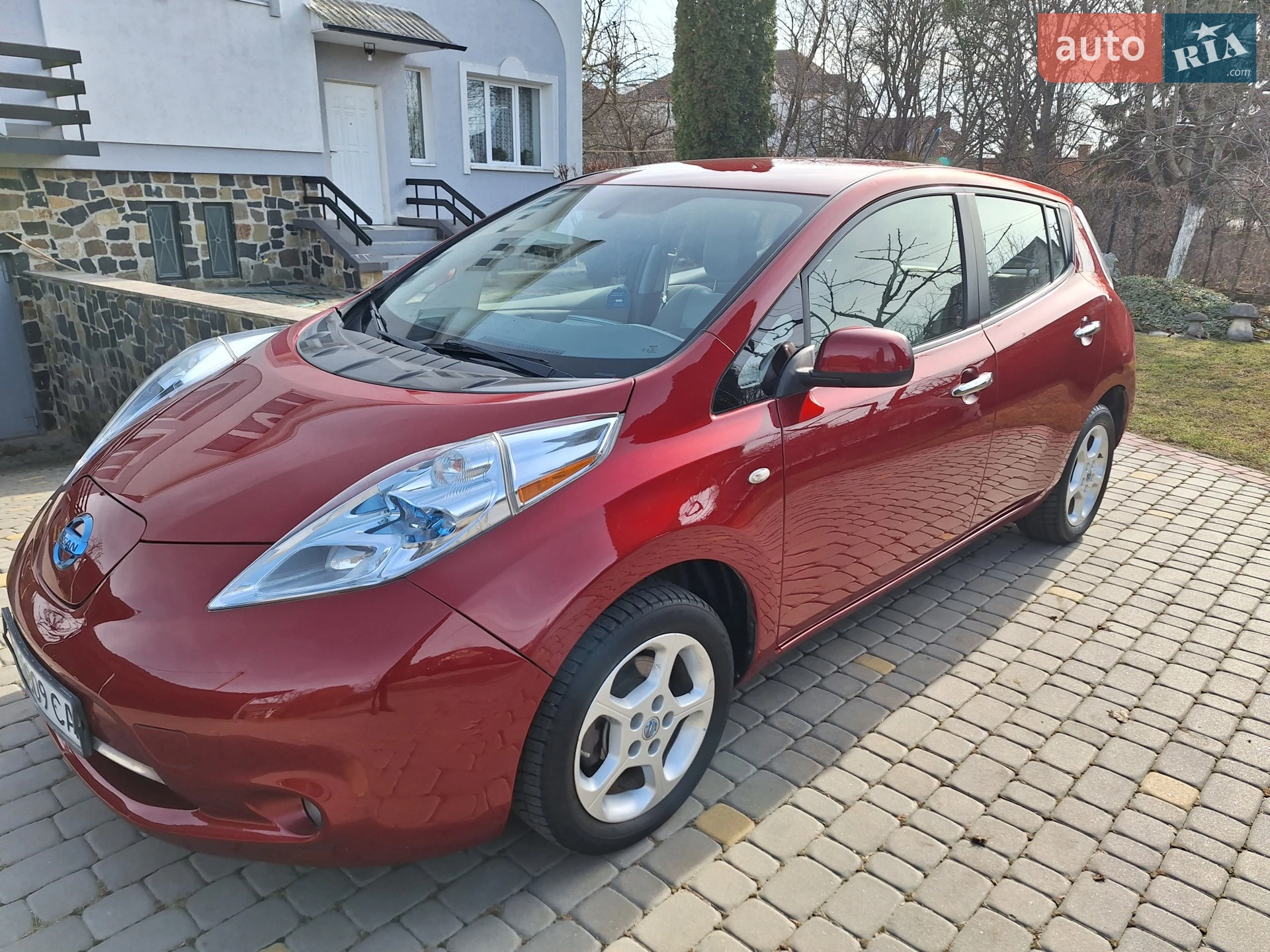 Nissan Leaf, 2012