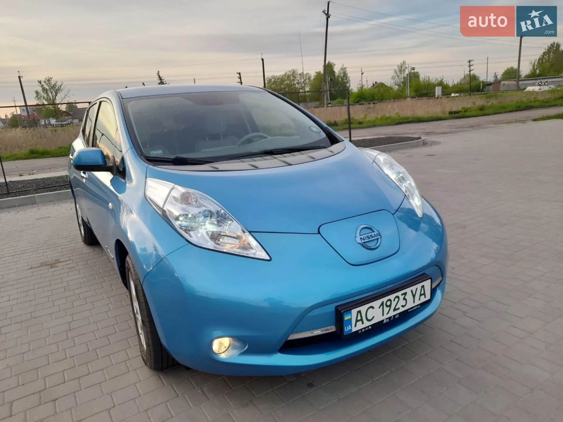 Nissan Leaf, 2012
