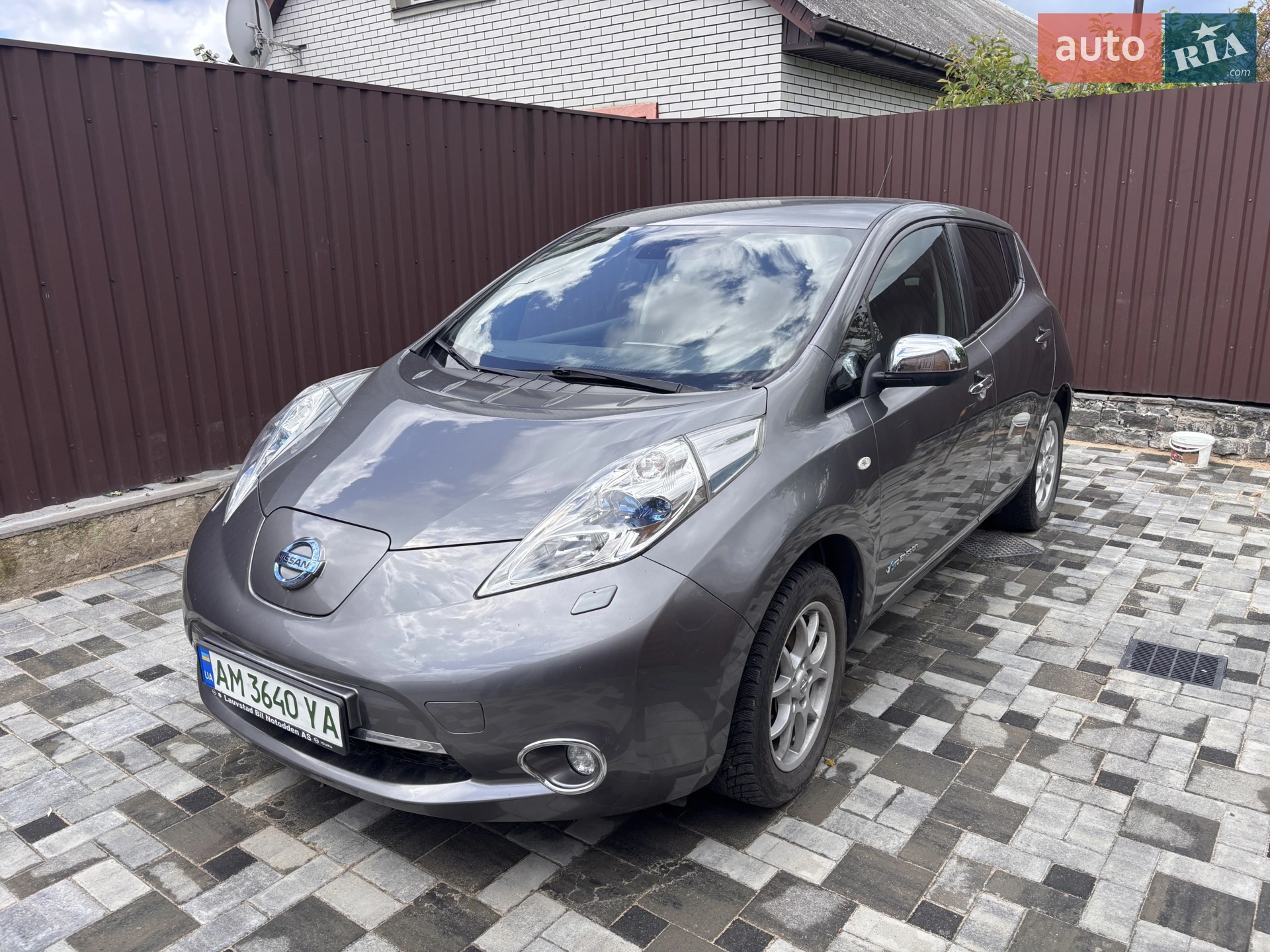 Nissan Leaf, 2013