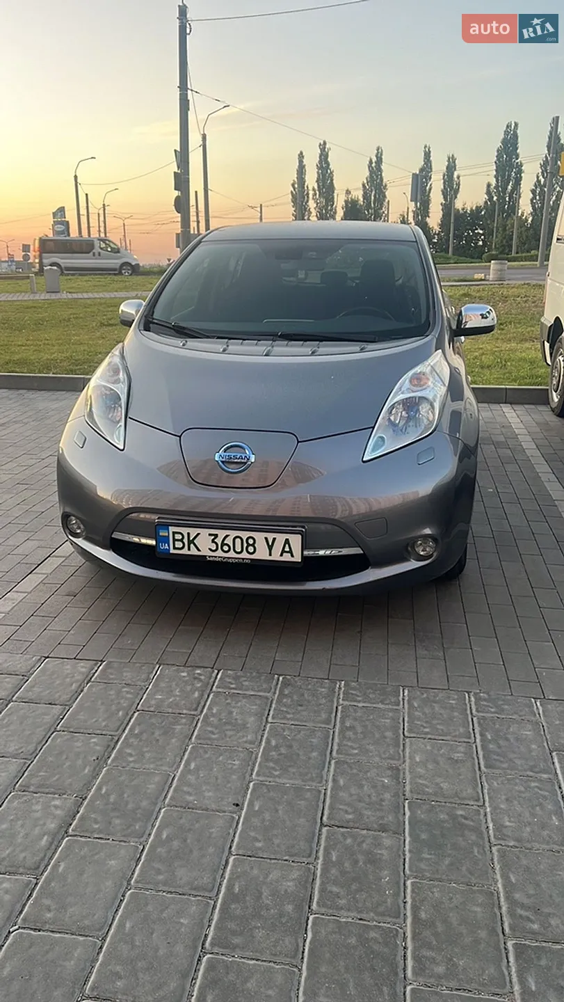 Nissan Leaf, 2013