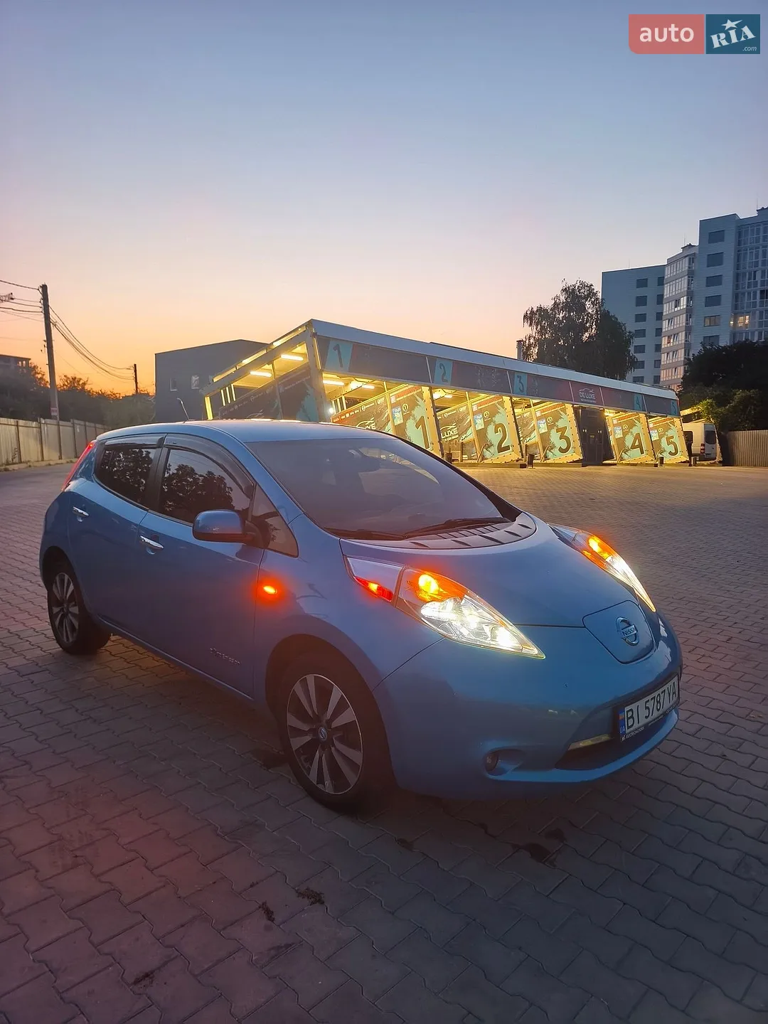 Nissan Leaf, 2012
