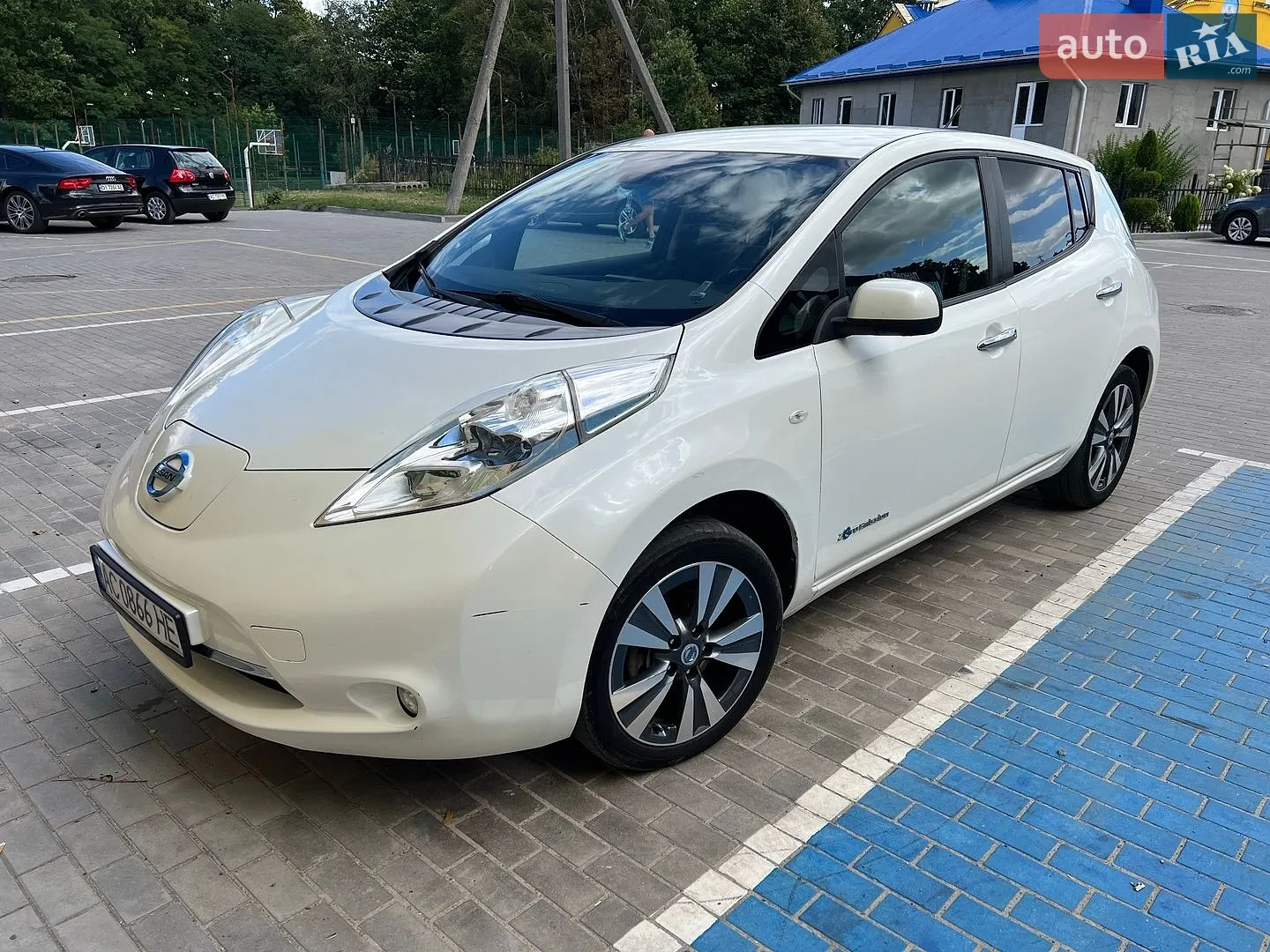 Nissan Leaf, 2013