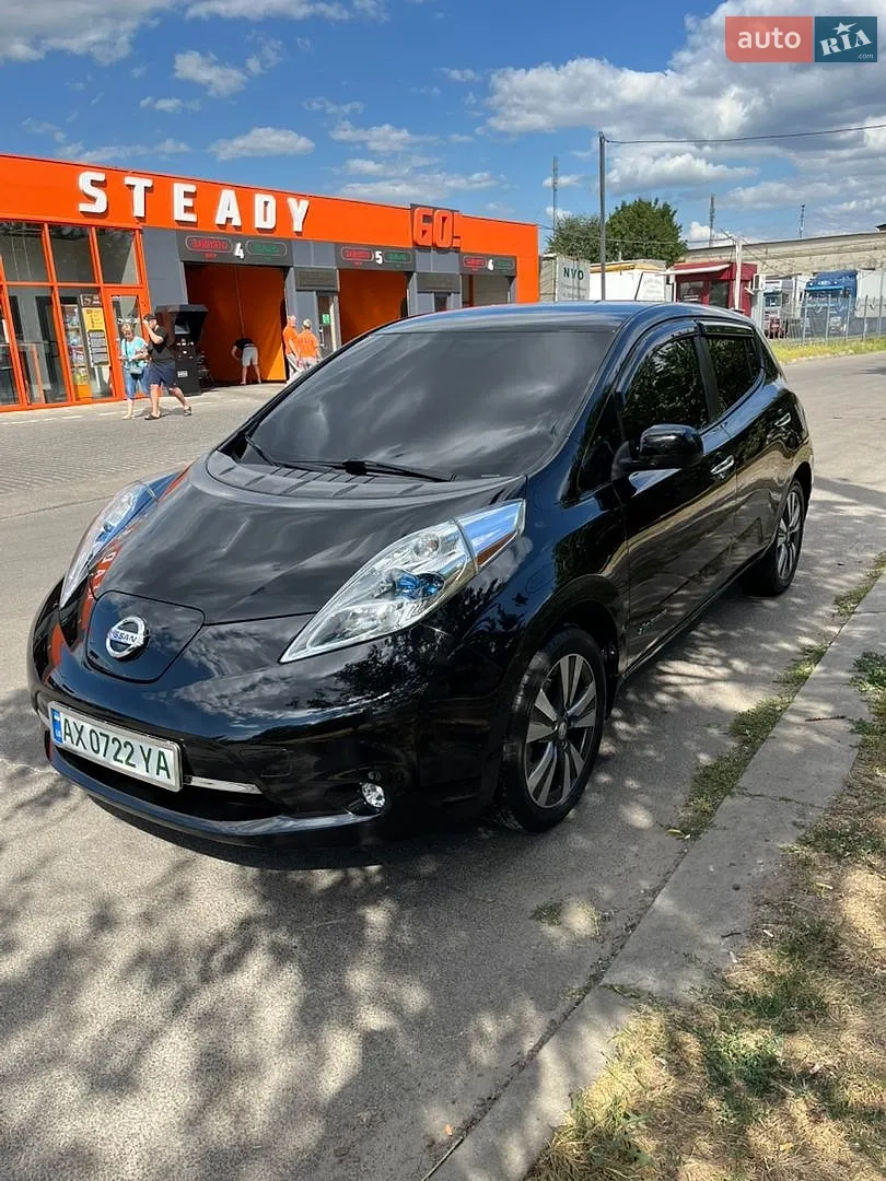 Nissan Leaf, 2014