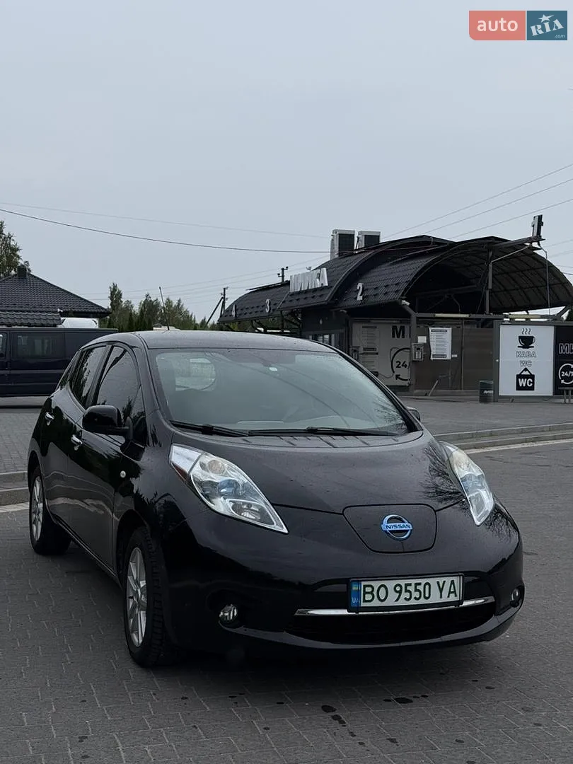 Nissan Leaf, 2012