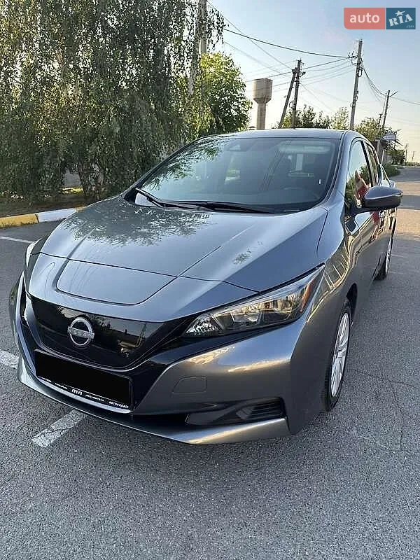 Nissan Leaf, 2024