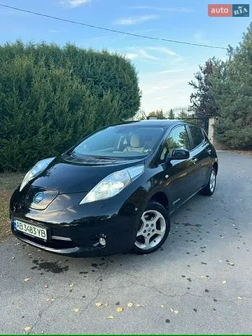 Nissan Leaf, 2012