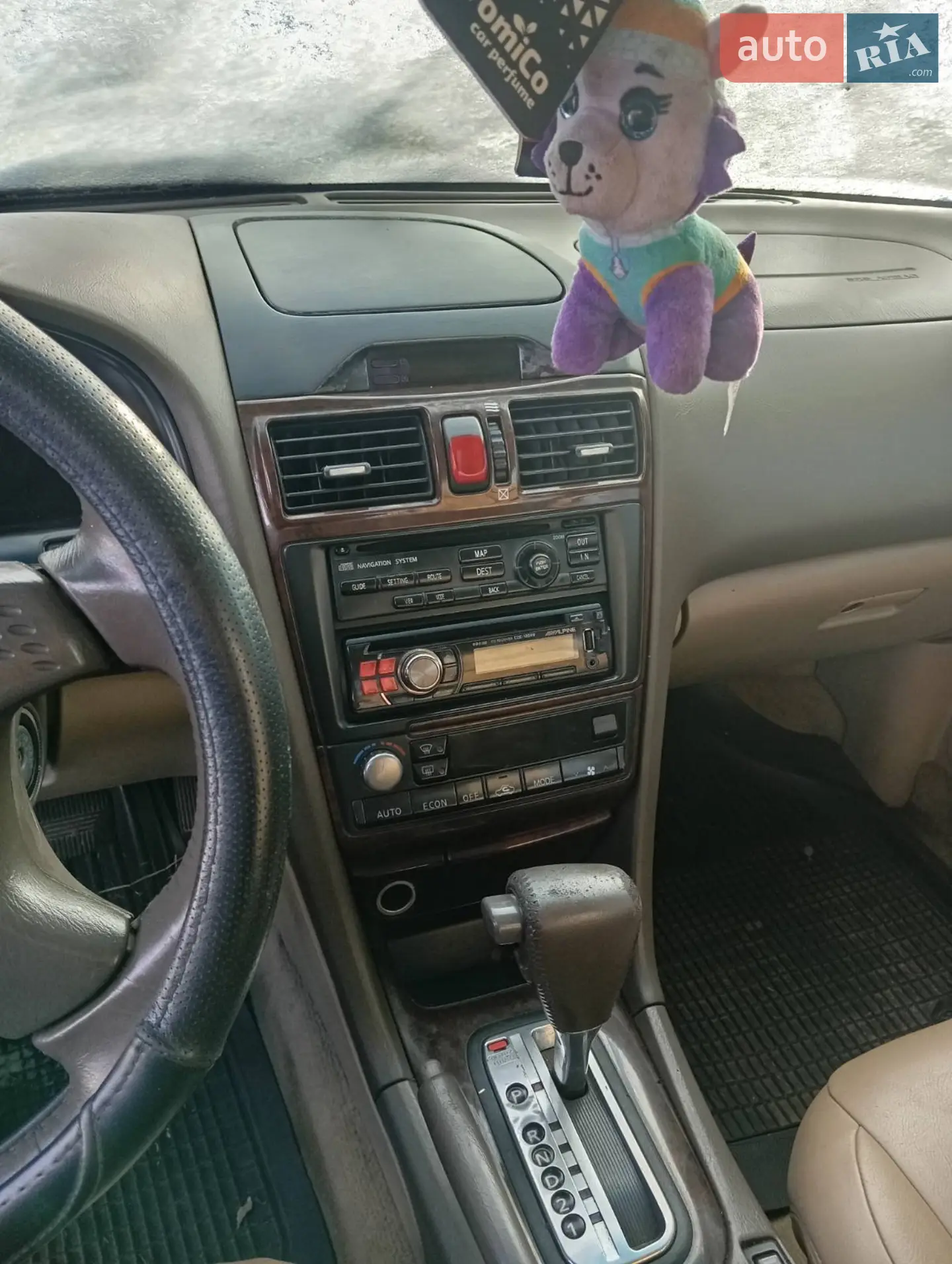 Nissan Maxima, 2001