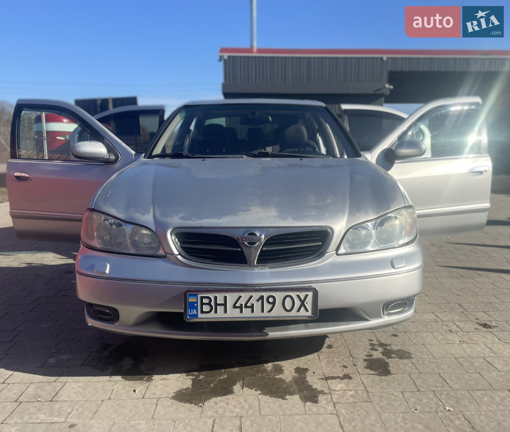 Nissan Maxima, 2001