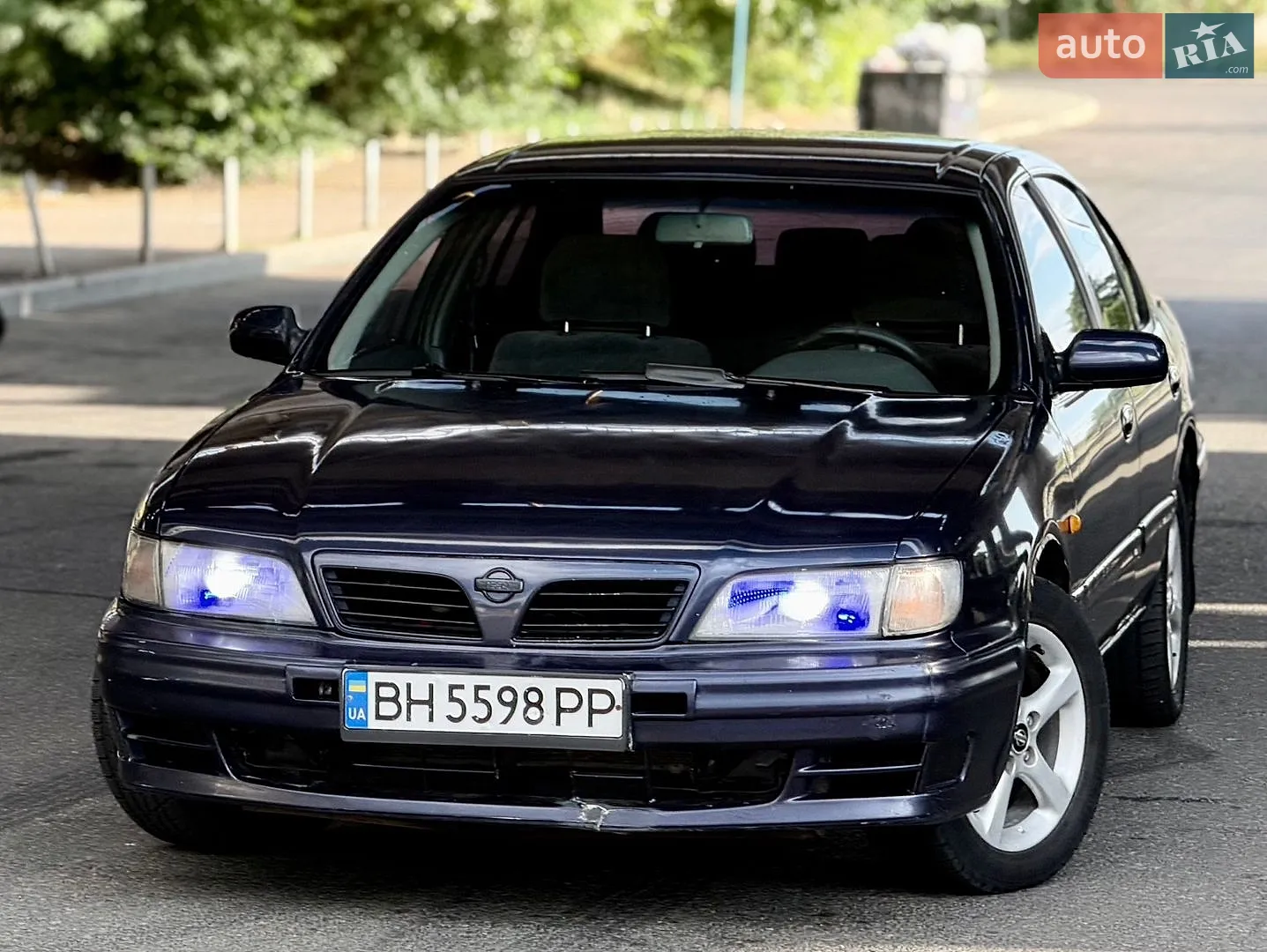 Nissan Maxima, 1998
