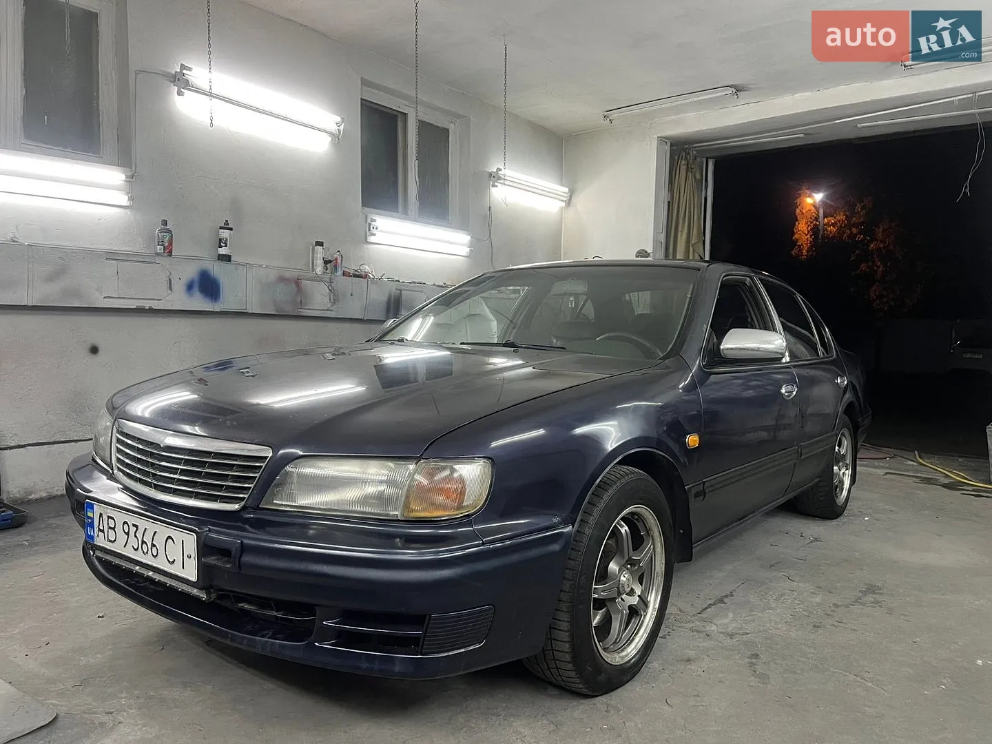 Nissan Maxima, 1996