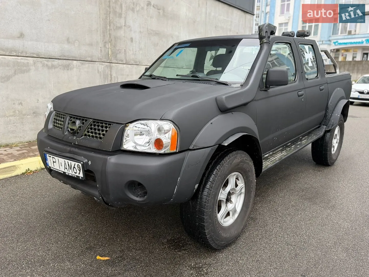 Nissan Navara, 2003