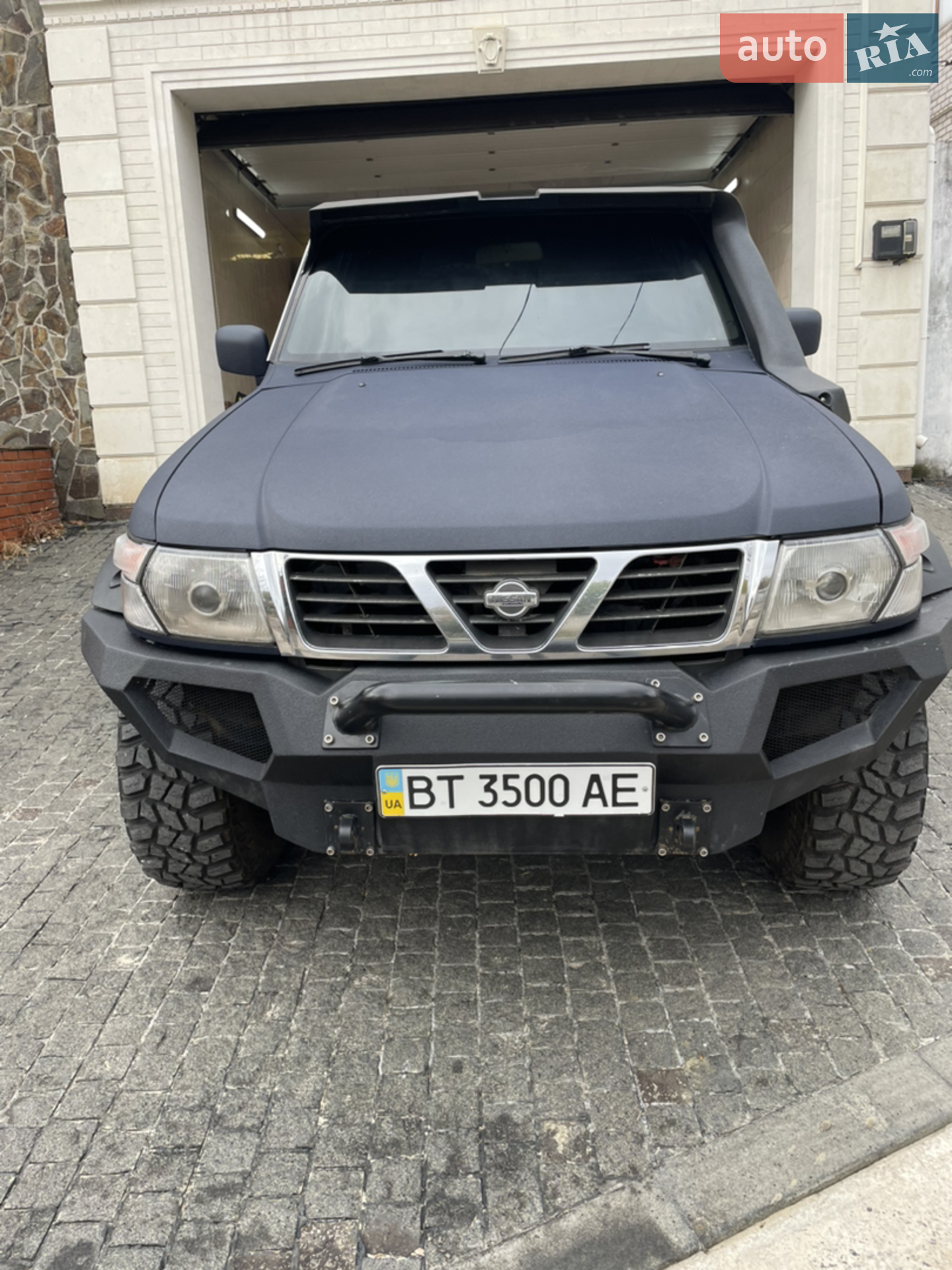 Nissan Patrol, 1998