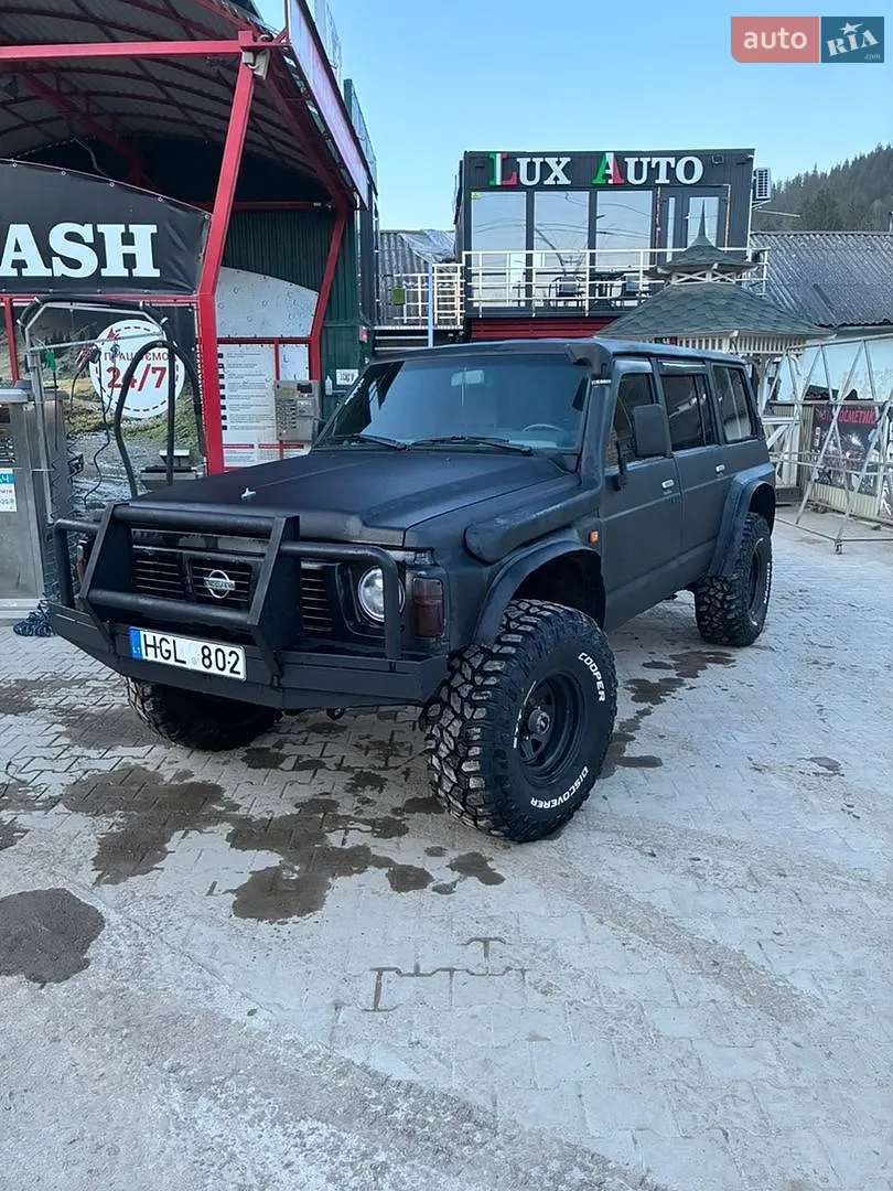 Nissan Patrol, 1995