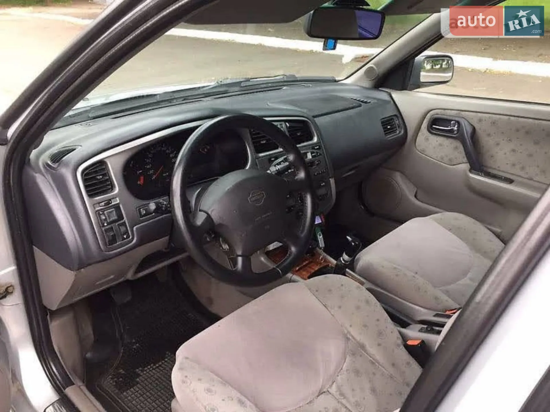 Nissan Primera, 1999