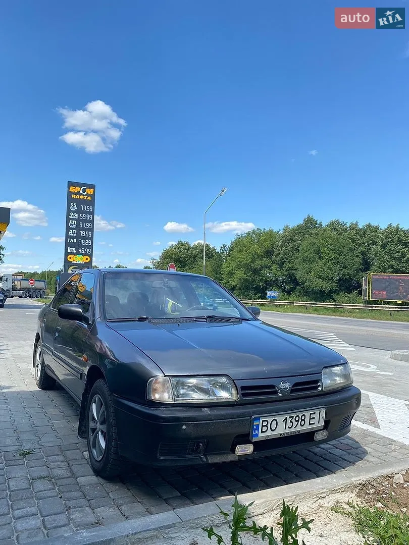 Nissan Primera, 1993