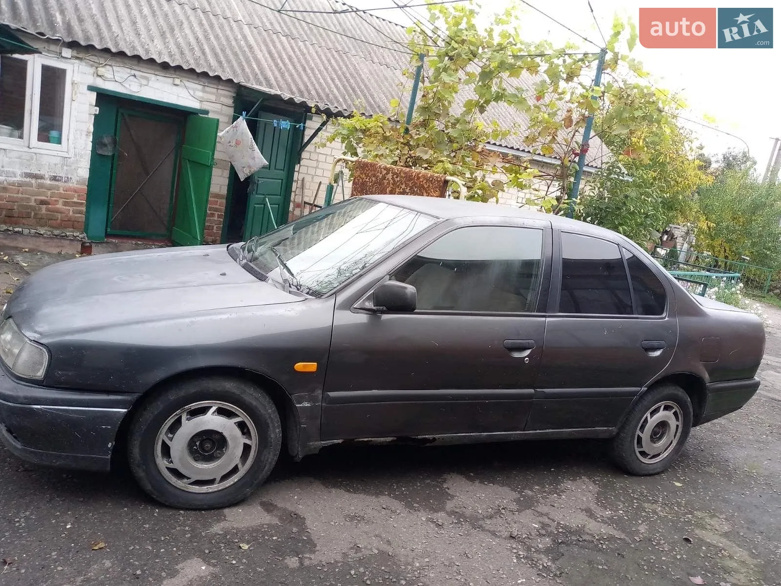 Nissan Primera, 1991