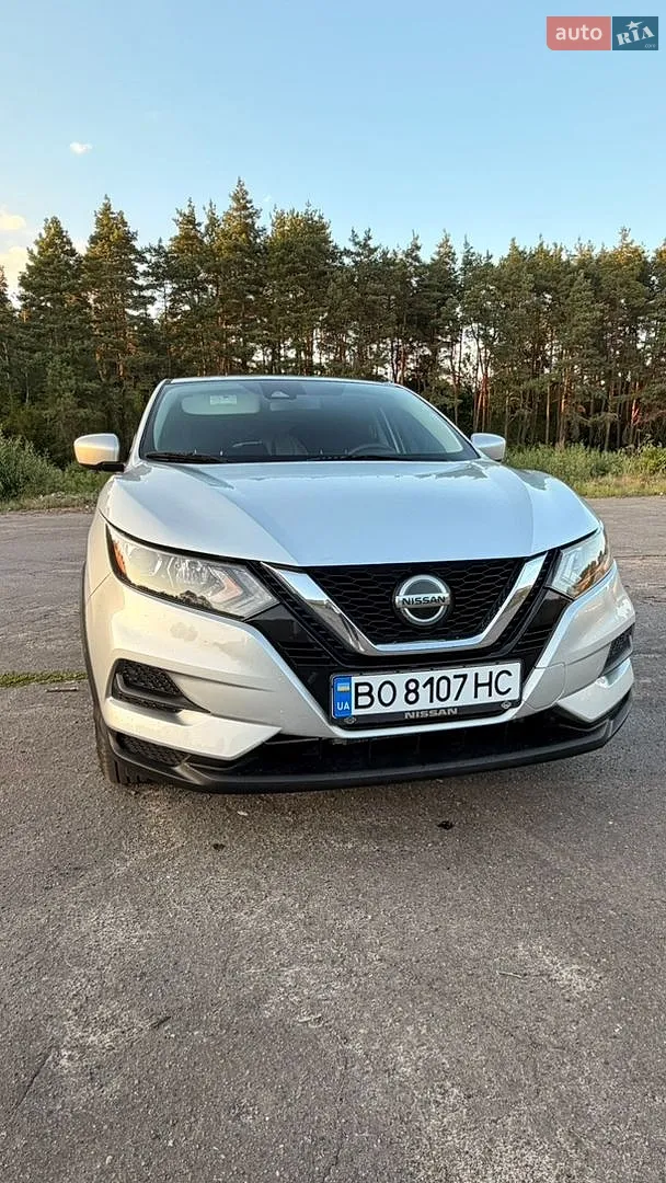 Nissan Rogue Sport, 2020