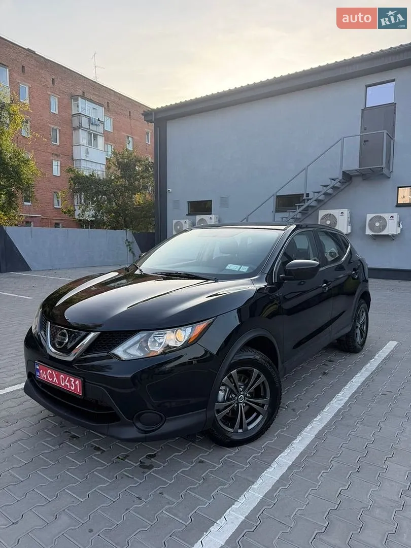 Nissan Rogue Sport, 2018