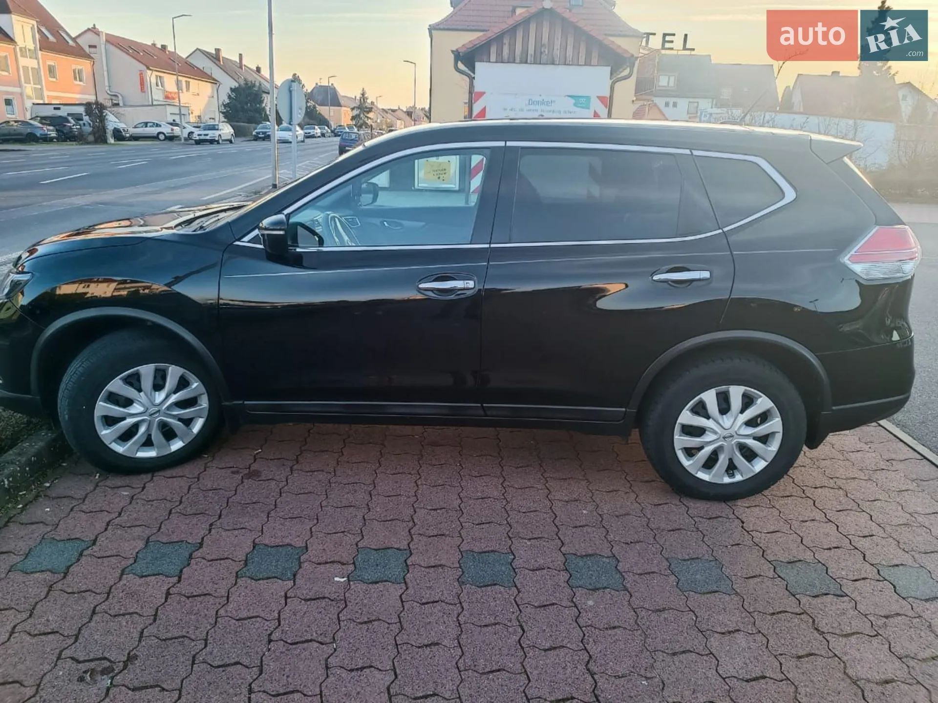 Nissan Rogue, 2015